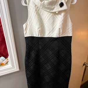 Kim Rogers Black and Cream Sleeveless Midi Dress